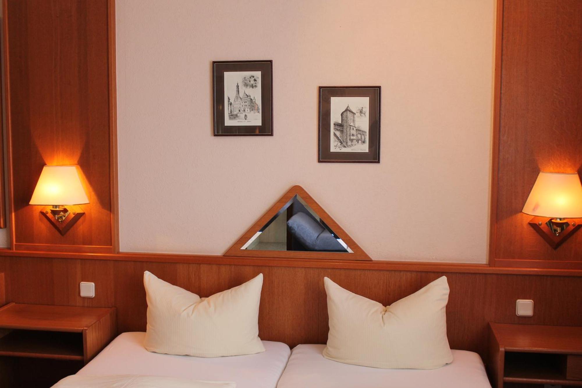 Hotel Uhl Rothenburg ob der Tauber Habitación foto